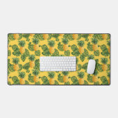 ananassen en tropische bladeren op goud bureaumat (Keyboard & Muis)
