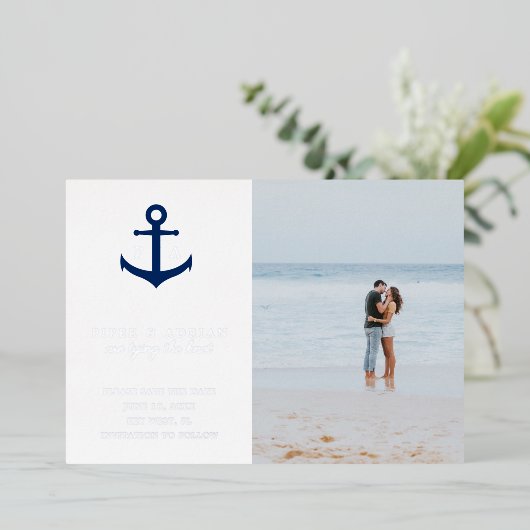 Anchor Photo Nautical Wedding Save the Date Silver Folie Uitnodiging (Staand Voorkant)