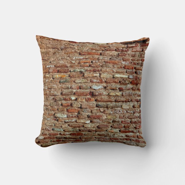 Ancient Textured Brick Wall van Lal Killa Indiaage Kussen (Voorkant)