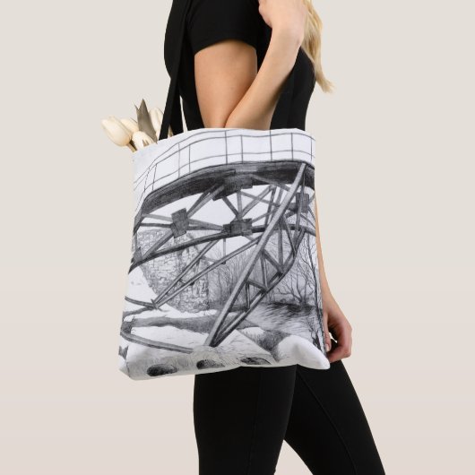 Ancient voetbrugpencilart tote bag (Dichtbij)