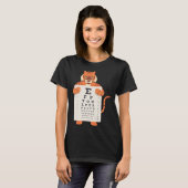 and Cute Tiger with Glasses holding an Eye Chart   T-shirt (Voorkant volledig)