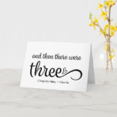 And Then There Were Three Pregnancy Congrats Baby Kaart (Gele Bloem)