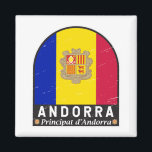 Andorra vlag Embleem  met drukcabine Magneet<br><div class="desc">Andorra heeft een moeilijk leesbaar embleem met de vlag en het wapen.</div>