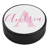 Andrea monogram roze tekst aangepaste naam initiaa hockey puck (3/4)