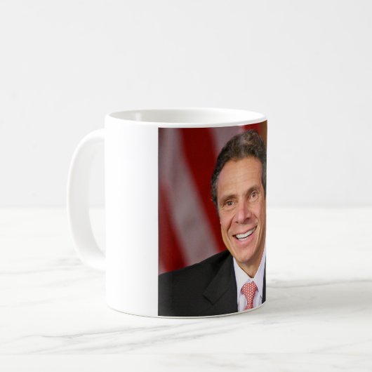 Andrew Cuomo Mok (Voorkant links)