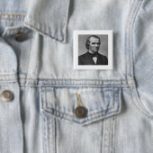 Andrew Johnson Vierkante Button 5,1 Cm (In situ)