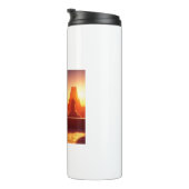 Android Drinking Coffee Looking At Pyramids Thermosbeker (Geroteerd rechts)