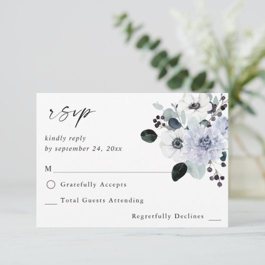 Anemone & Eucalyptus Winter White Floral no Meal RSVP Kaartje (Staand voorkant)