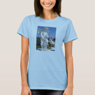 Angel-beeld in Baby Blue T-shirt