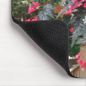 Angel Begonia met Bossen op achtergrond Muismat (Hoek)