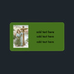 Angel Christmas Tree Cross Winter Cottage Etiket<br><div class="desc">Tijd om de feestdagen te vieren. Deze vintage kerstprint toont een engel met een kerstboom. Een winterhuisje op de achtergrond.</div>