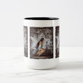 Angel en Haar hond Tweekleurige Koffiemok (Center)