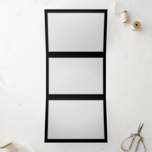 Angel Fire Heart met Wings Drieluik Uitnodiging (Binnen)