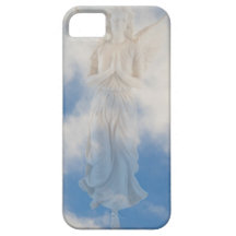 Angel in de blauwe hemel troebele hemel door liefd