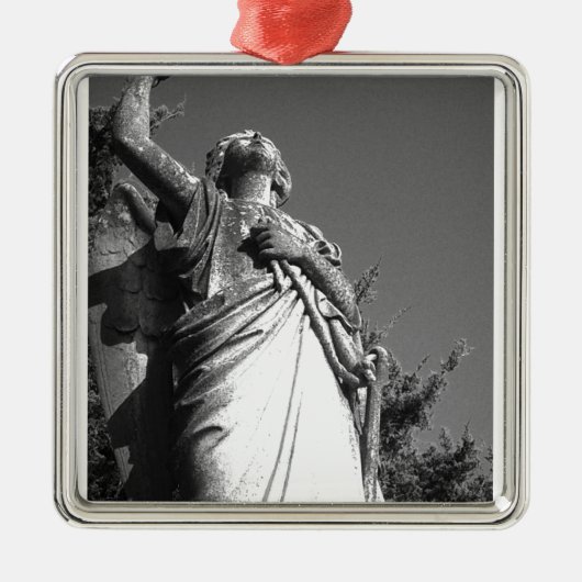 Angel in zwart-wit metalen ornament (Voorkant)