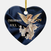 Angel spelen trompet blauw hart gevormd Kerstmis Keramisch Ornament (Voorkant)