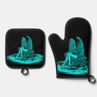 Angel, verloren in gedachte, zwart en groen design ovenwant & pannenlap set