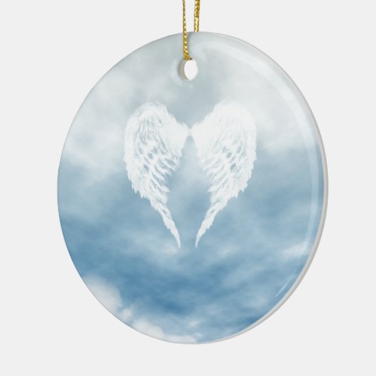 Angel Wings in Cloudy Blue Sky Keramisch Ornament (Links)