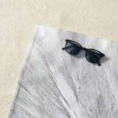 ANGEL WINGS Monogram White Strandlaken (In situ)