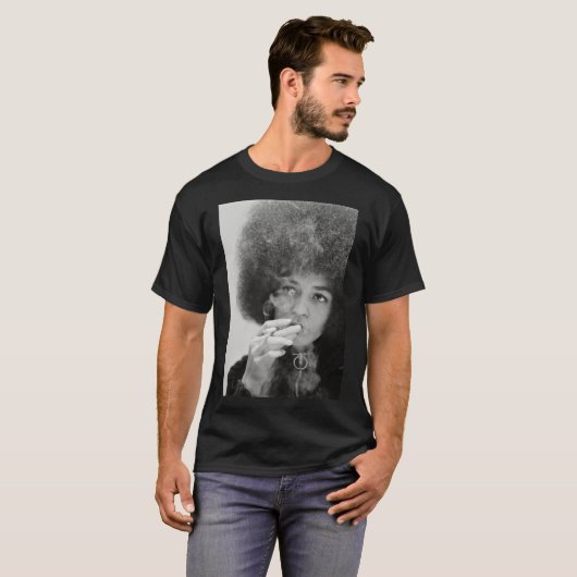 Angela Davis Smoking Essential T-Shirt (Voorkant volledig)