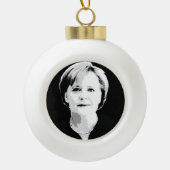 Angela Merkel Keramische Bal Ornament (Voorkant)