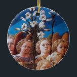 ANGELS MET WITTE LIL KERAMISCH ORNAMENT<br><div class="desc">Angels met witte lilly bloemen ,  detail van The Coronation of the Virgin schilderij van de Italiaanse renaissance master Filippo lippi 1439 -1447 FLorence Italië .</div>