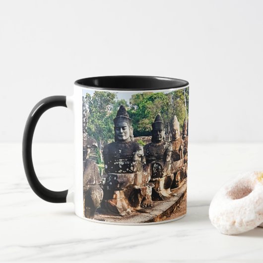 Angkor Thom Goden Beelden Mok (Met donut)