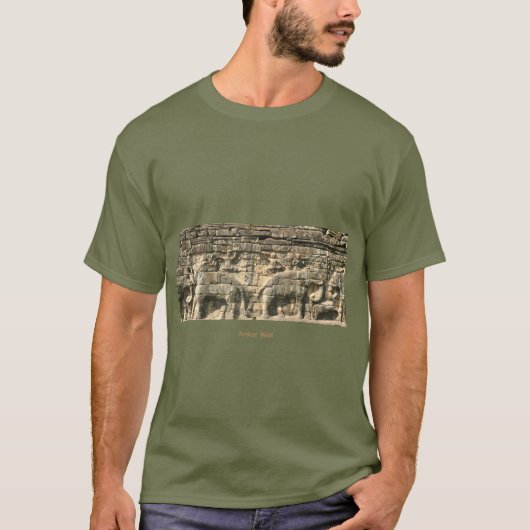Angkor Wat, bas-reliëf. T-shirt (Voorkant)