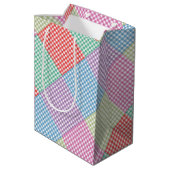 Angled Gingham Patchwork Medium Cadeauzakje (Achterkant Gekanteld)