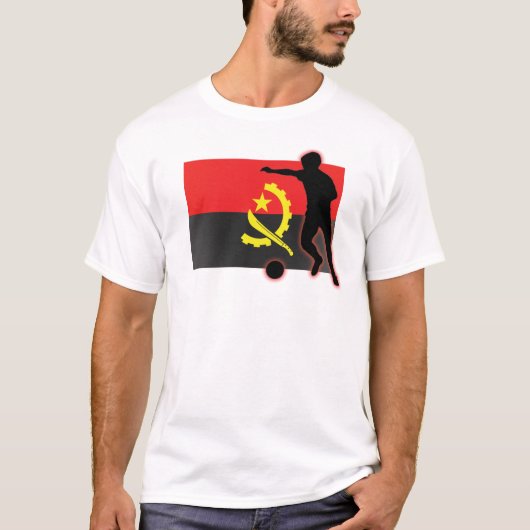 Angola Soccer Striker T-shirt (Voorkant)