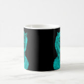 Angry Black Wolf in de nacht Magische Mok (Center)