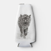 Angry Black Wolf in sneeuw, wilde winter Flesjeskoeler (Voorkant)