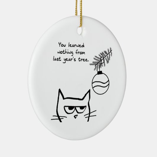 Angry Cat en de kerstboom. Keramisch Ornament (Rechts)