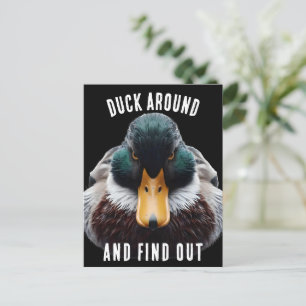 Angry Duck zegt Duck rond en zoek uit Briefkaart