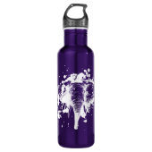 Angry Elephant in White Waterfles (Voorkant)