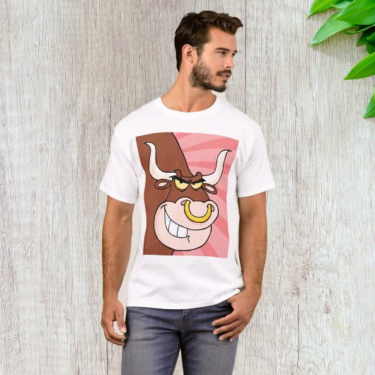 Angry Fierce Bull Mascotte met neusring T-shirt
