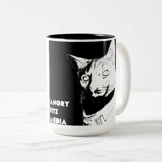 Angry Fitz Two-Tone Mok (Voorkant rechts)