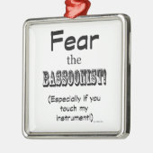Angst voor de bassonist metalen ornament (Links)