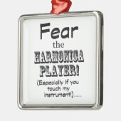 Angst voor de Harmonica Player Metalen Ornament (Links)