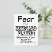 Angst voor de toetsenbordspeler briefkaart (Staand voorkant)