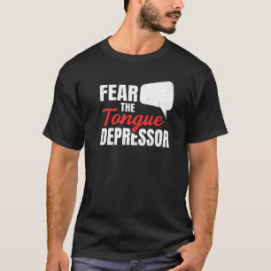 Angst voor de tongdepressie voor een leraar in het t-shirt