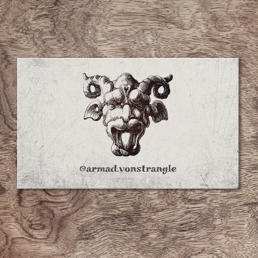 Angstaanjagend gezicht met hoorns visitekaartje