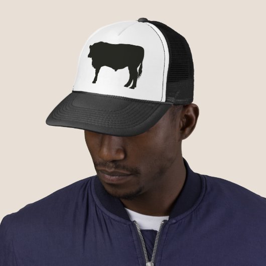 Angus Bull Trucker Pet (In situ)