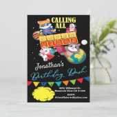 Animal Hero Boy Birthday Uitnodiging (Staand voorkant)