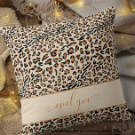 Animal Leopard Print Cream Black Tan op maat Kussen<br><div class="desc">Lopard Print kussen. Het rendabele en altijd populaire ontwerp van dierlijk afdrukken in crème,  zwart en tan,  aan beide zijden en op maat van jouw naam aan de voorzijde.</div>