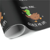 Animal Puns Quack me op Funny Duck Pun Dark BG Cadeaupapier (Rol Hoek)
