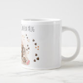 Animated Cocoa Companions Bring Joy to the Season Grote Koffiekop (Rechts)