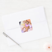 Anime Girl Nikki op Bed Vierkante Sticker (Envelop)