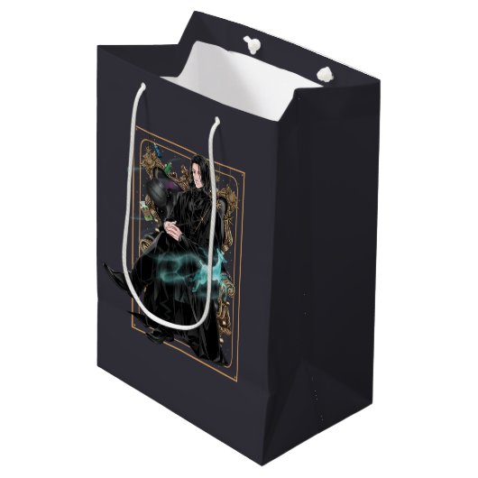 Anime Professor Severus Snape Zittend Medium Cadeauzakje (Voorkant Gekanteld)