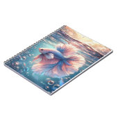 Anime stijl parelachtige halfmoon betta vis notitieboek (Linkerzijde)